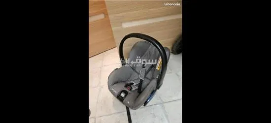 Ensemble Maxi Cosi et landau bébé confort